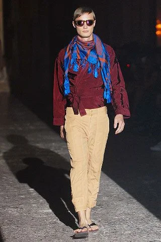 Look 16